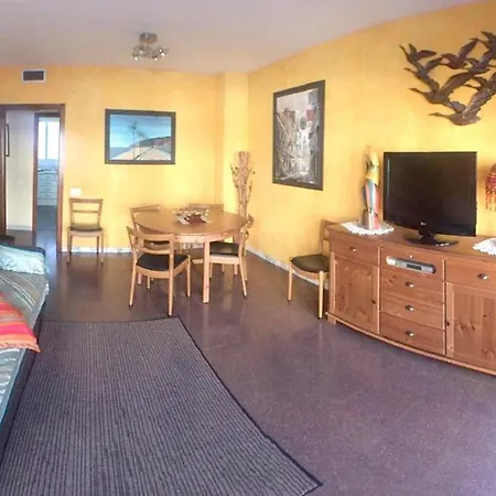 Apartamento De 3 En Calella, Con Magnificas Vistas Al Mar, Terra... Calella